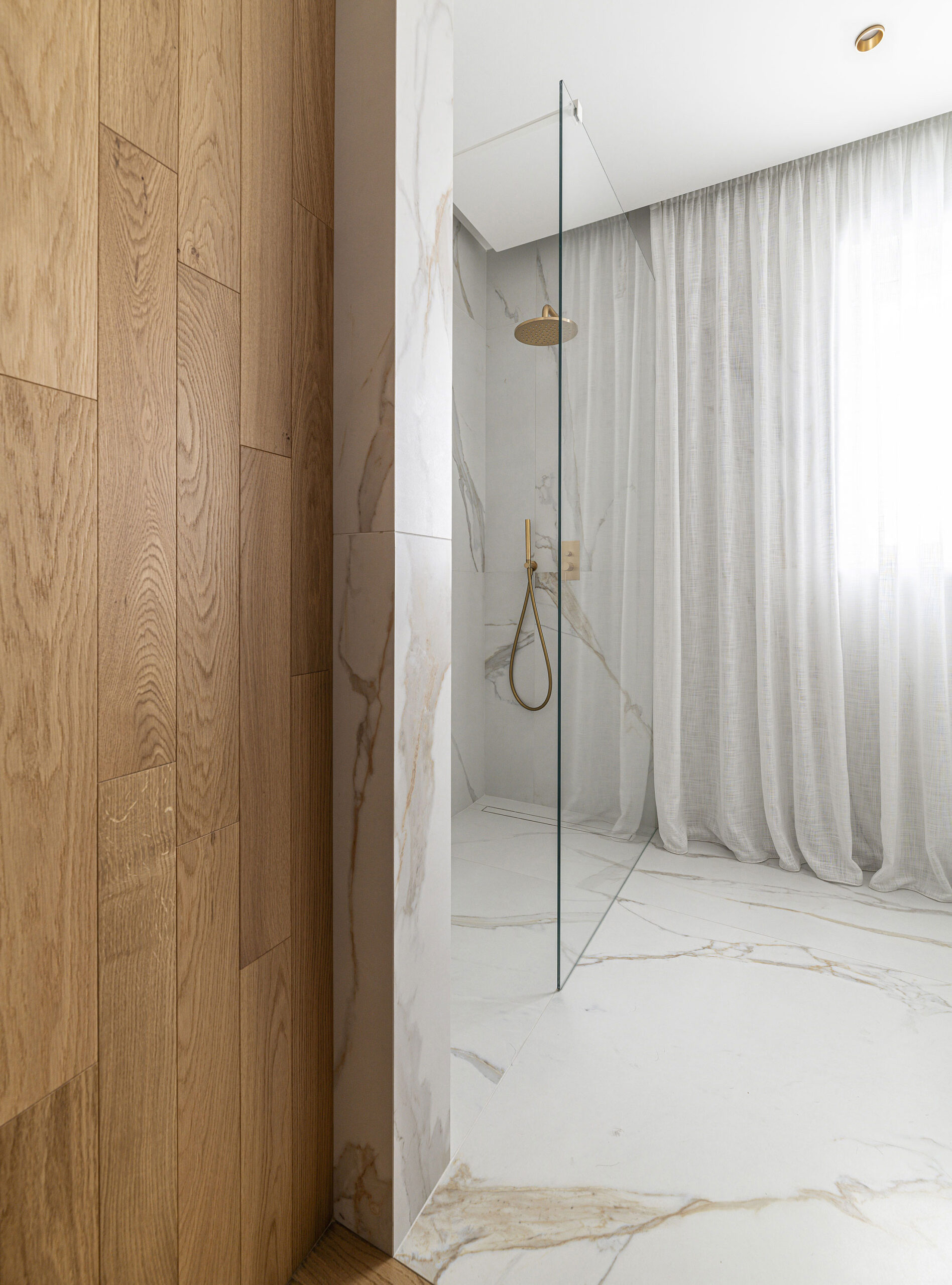 Rebellious Elegance — view 18