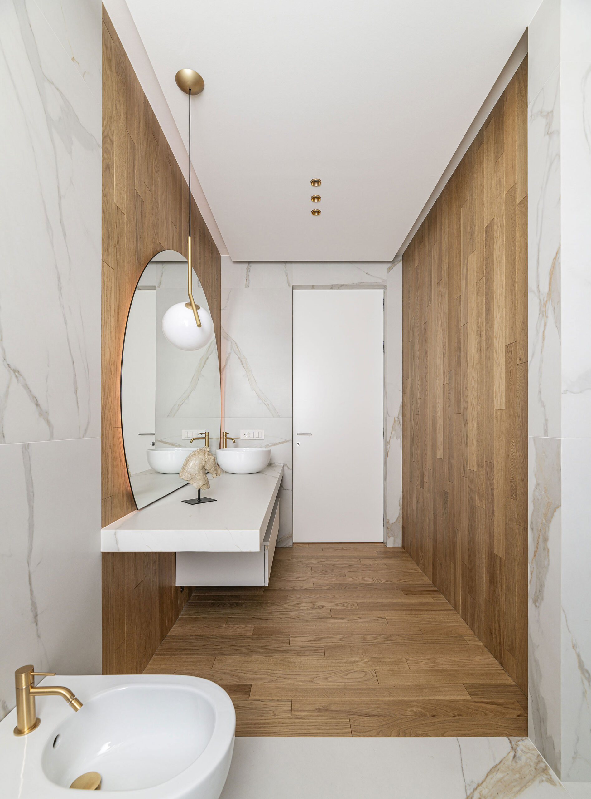 Rebellious Elegance — view 20