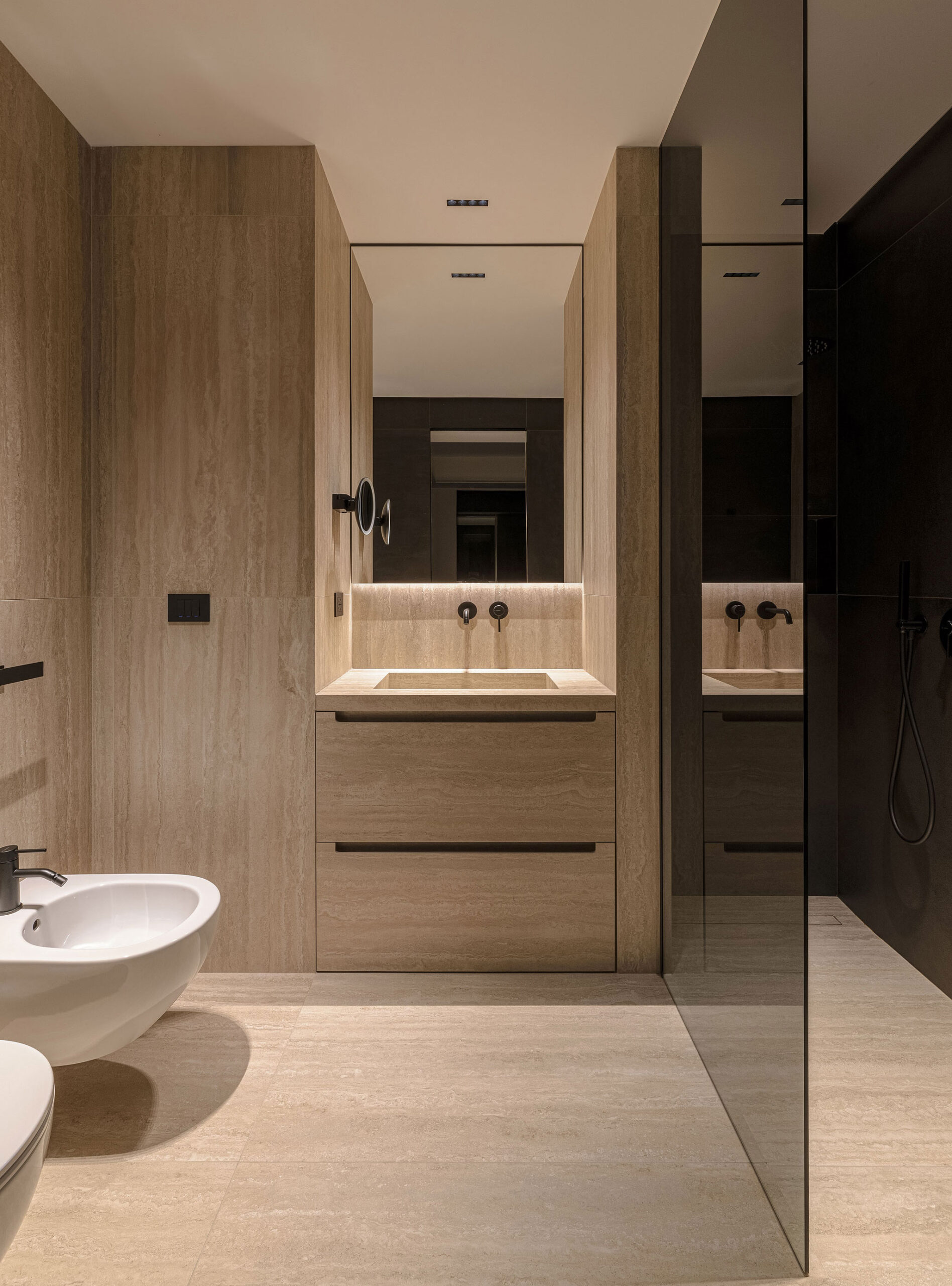 Rebellious Elegance — view 22